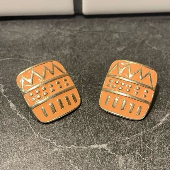 Vintage Earrings Large Pink and Gold Tone - Picture 1 of 2